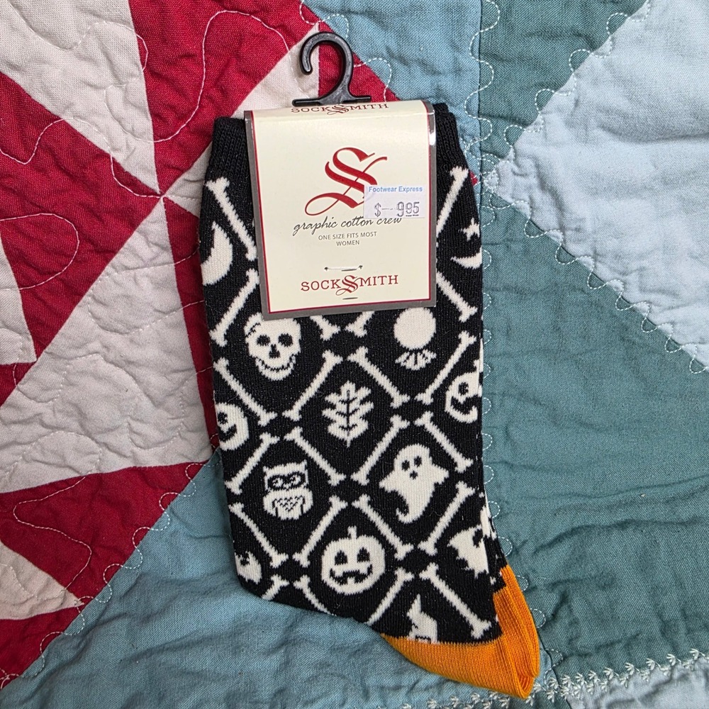 Socksmith Spooky Icons Black Graphic Cotton Crew Socks Womens Halloween Fall